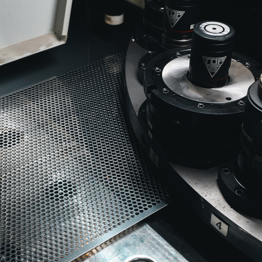 Перфорация металла