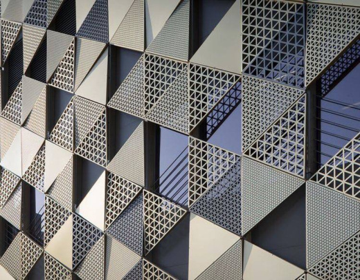 Лист перфорированный алюминиевый треугольник 1х1000х2000 мм