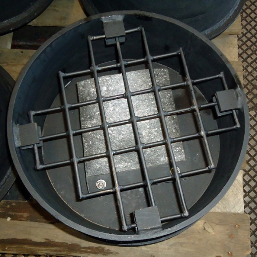 Обратный клапан типа «Захлопка» на дренажном выпуске